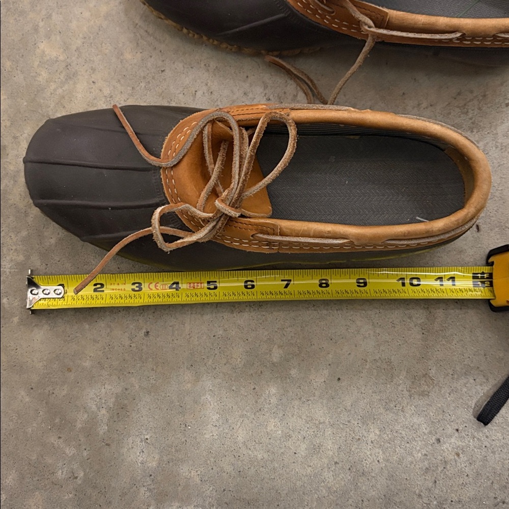 L.L. Bean Black and Tan Rain & Snow Boots - Picture 10 of 11